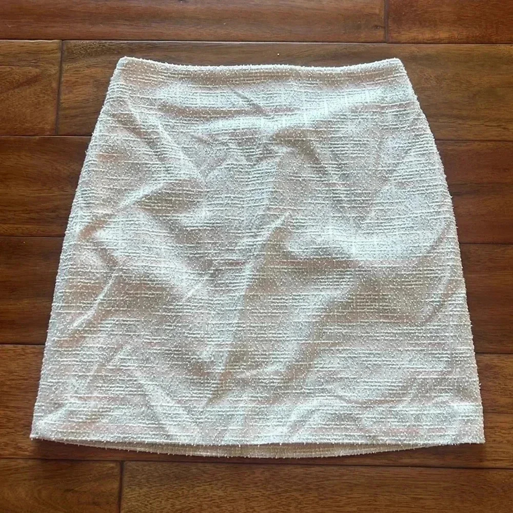 1.State Size 4 Pink Tweed Mini Skirt